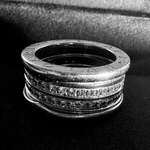 Bvlgari B.Zero.1 Four Band Ring White 18k Gold and Pave Diamonds Size 5.5